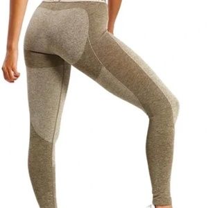 Gymshark Flex Leggings in Olive Green Woman’s Medium